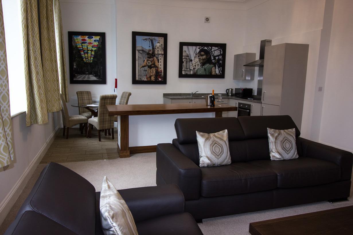 The Castle Collection 14 Cook Street Apartment